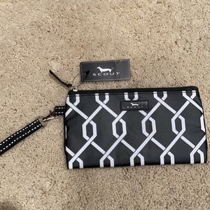 Scout bags Kate wristlet, NWT